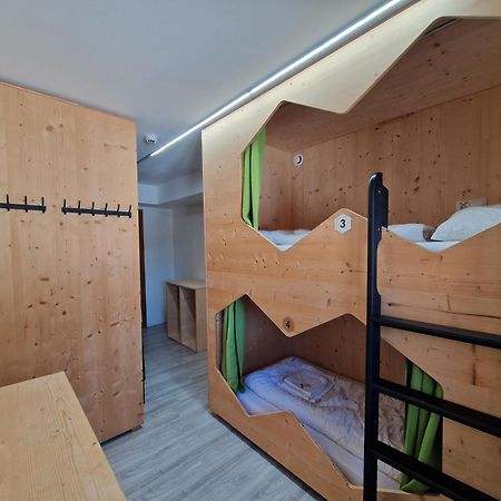 Stanton Hostel ซังคท์อันทอนอัมอาร์ลแบร์ก ภายนอก รูปภาพ