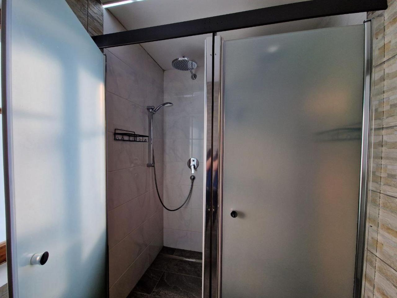 Stanton Hostel ซังคท์อันทอนอัมอาร์ลแบร์ก ภายนอก รูปภาพ